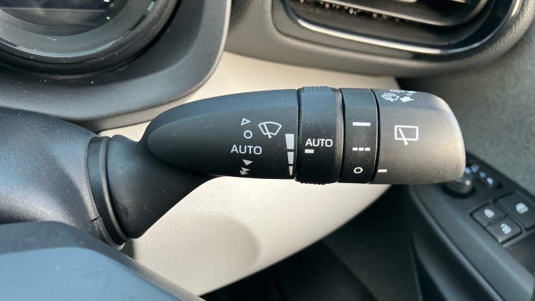 Toyota Yaris 1.5 Hybrid Excel 5dr CVT Hybrid Hatchback